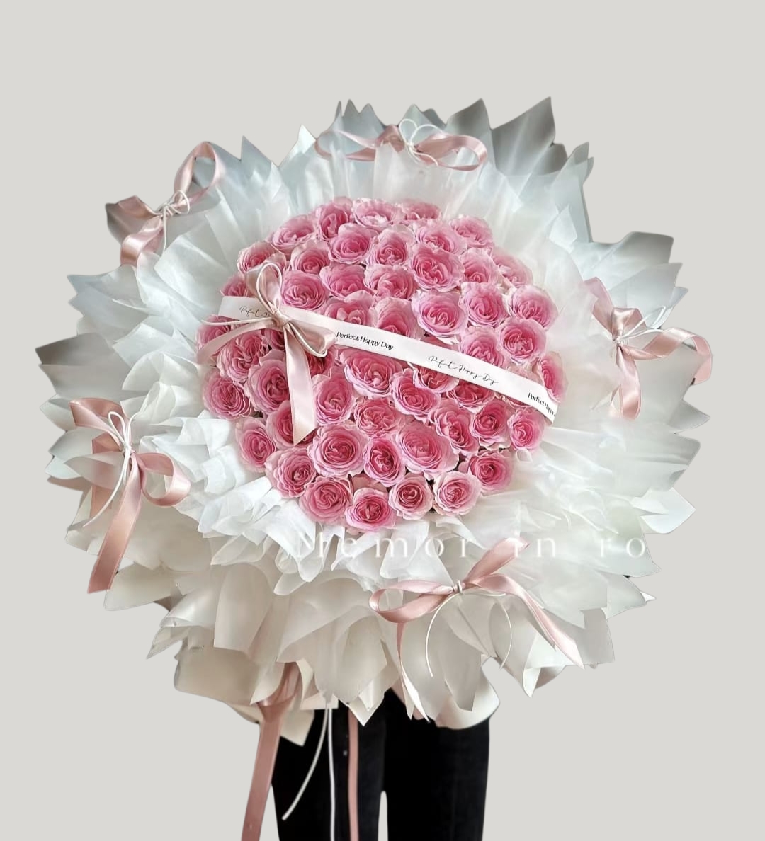52 Roses 52 roses HB07505 – S.E.A. Park Florist Sdn Bhd